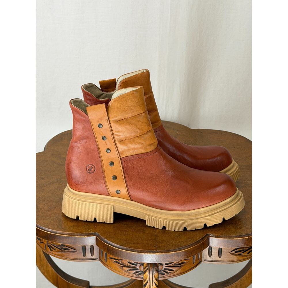 NIB Casta Xenia Rust Cognac Leather Two Tone Boot with Grommets #0281 EU 39 - Picture 5 of 9